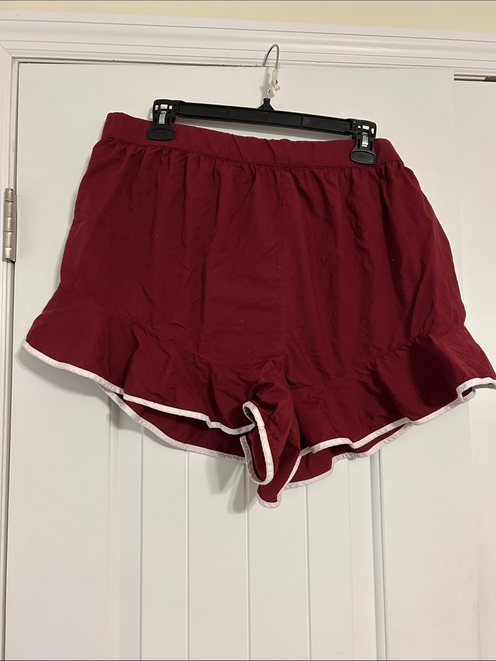 Women’s Wine Red Ruffle Hem Shorts with Contrast Trim